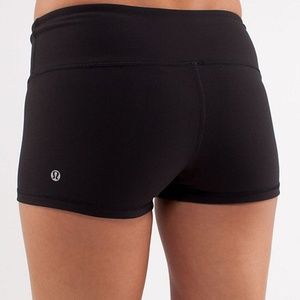 Lululemon: Boogie Short